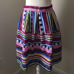 Shop Art Skirt Size M